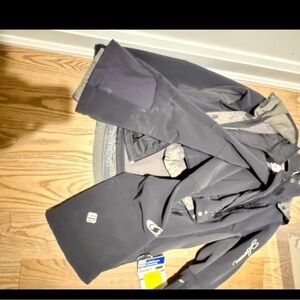 Salomon Women's Ski Jacket and pants - Black